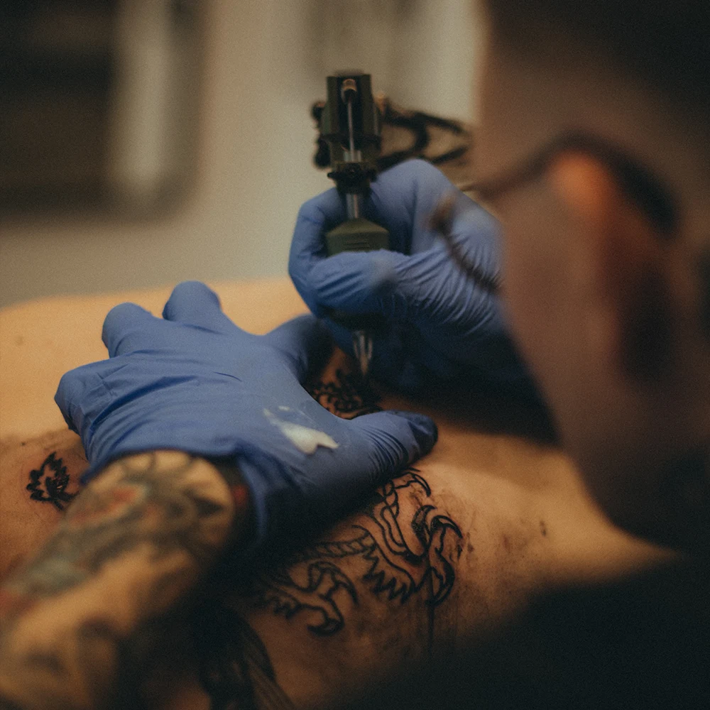 moks tattoo ryggtatuering